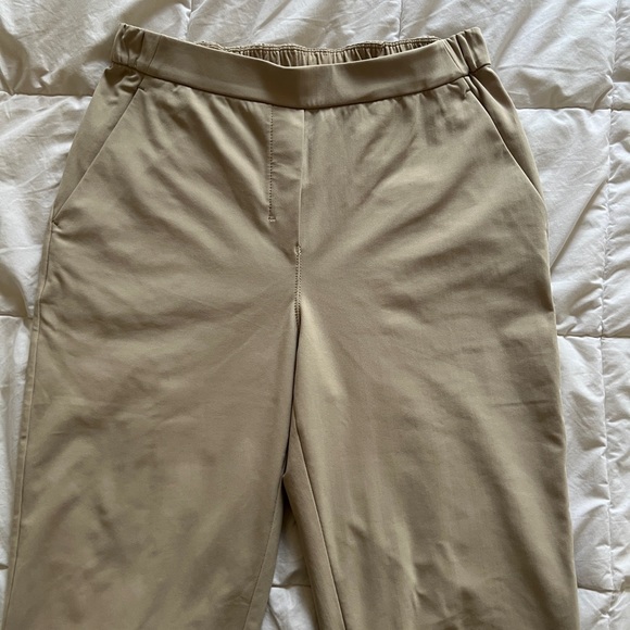 Lululemon Khaki Pull On Pants - Picture 5 of 5